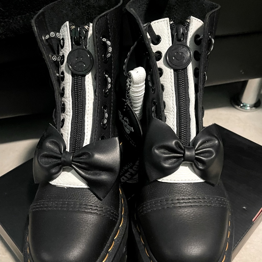 Dr. Martens Sinclair X  Lazy Oaf no Discount BNWT LIMITED EDITION